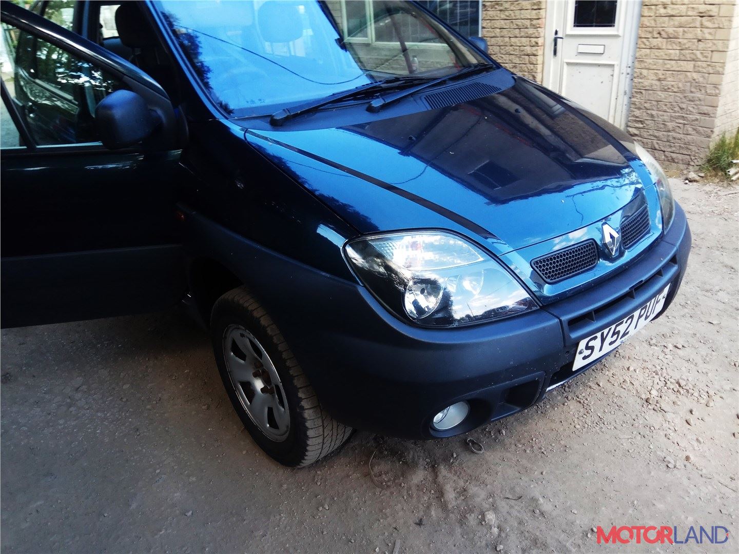 Недавно поступивший автомобиль Renault Scenic RX4 - разборочный номер t11692