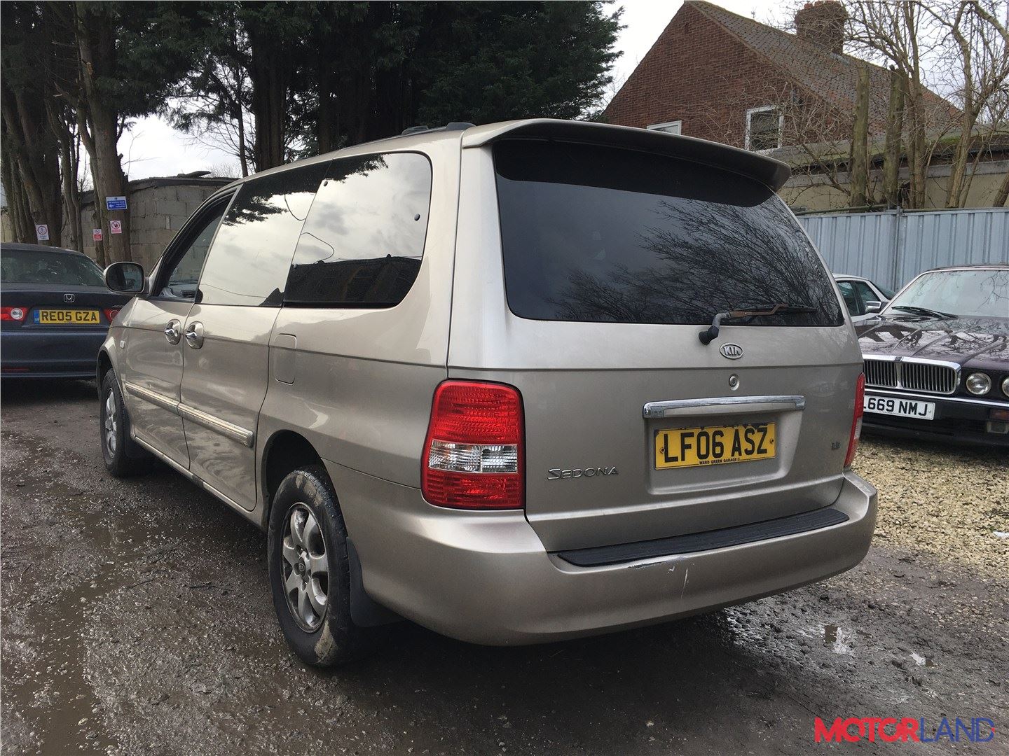 Купить Сидения Киа Карнивал Рестайлинг 2005 Года