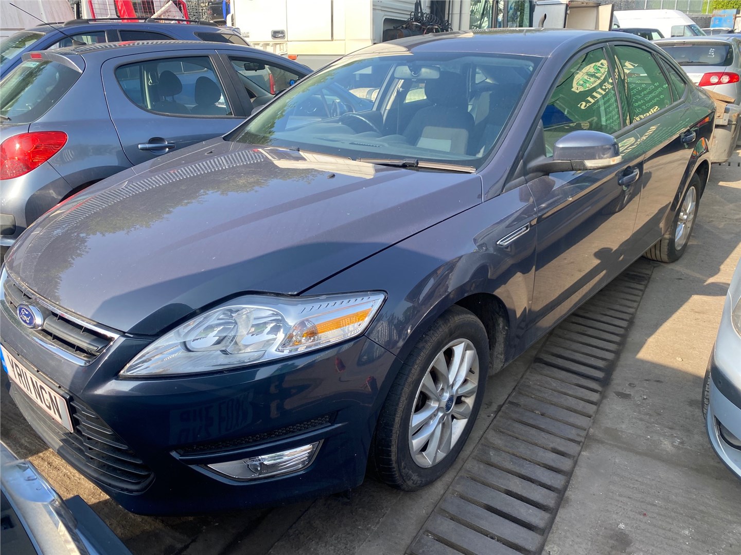 Козырек солнцезащитный б/у для Ford Mondeo 4 2006-2014. Авторазбор -  запчасти для иномарок, автозапчасти