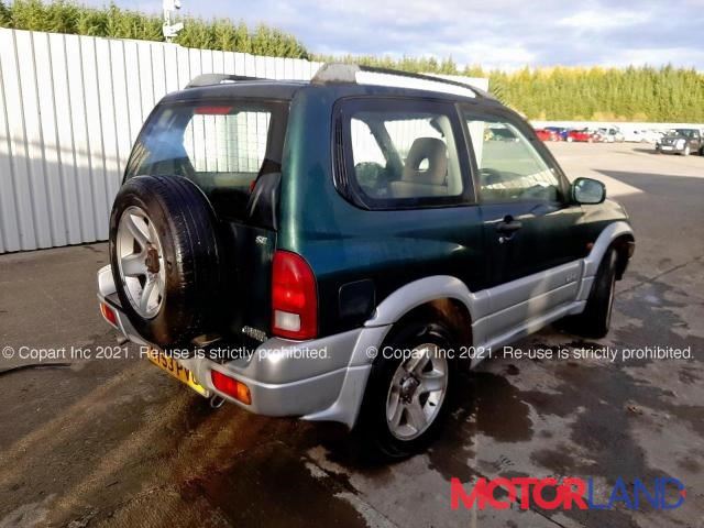 Артикул 2005. Suzuki Grand Vitara 1997-2005 наклейка.