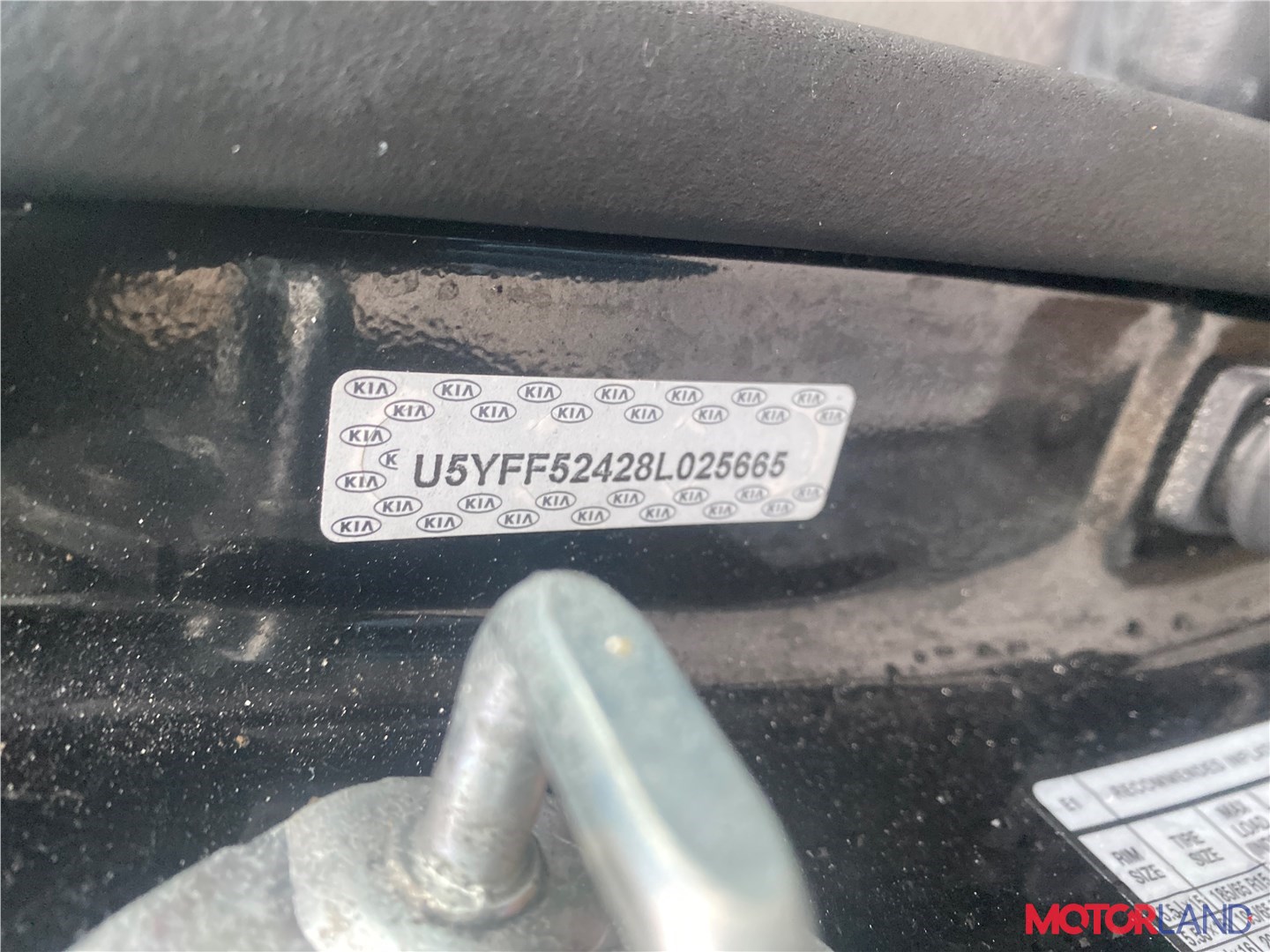 Маркировочная табличка хендай ix35. Маркировочная табличка солярис 2. Вин кия сид. Вин кия сид. Вин кия сид.