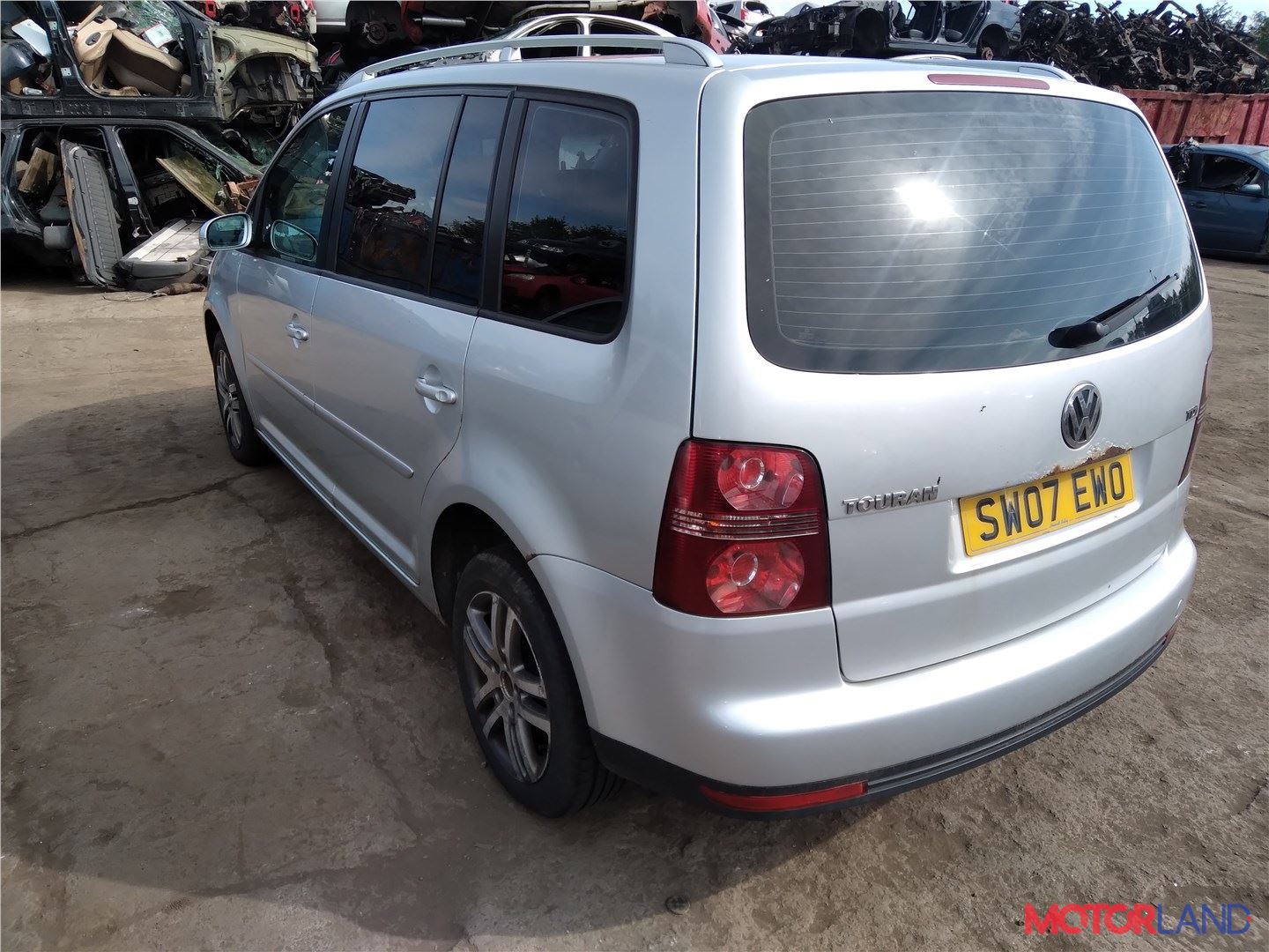 Недавно поступивший автомобиль Volkswagen Touran 2006-2010 - разборочный  номер x3568