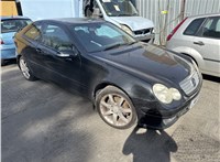 2005; 2.2л; Дизель; CDI; Купе; черный; Англия; разб. номер T50749 #1