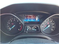 2015; 1л; Бензин; EcoBoost; Хэтчбэк 5 дв.; красный; Англия; разб. номер T51208 #23