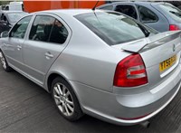 2006; 2л; Бензин; TFSI; Хэтчбэк 5 дв.; серебристый; Англия; разб. номер T52235 #1