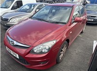 2011; 1.6л; Дизель; CRDi; Хэтчбэк 5 дв.; красный; Англия; разб. номер T53342 #2