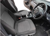 2011; 1.6л; Дизель; TDI; Седан; черный; Англия; разб. номер T53572 #1
