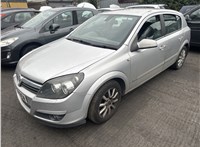 2004; 1.6л; Бензин; Инжектор; Хэтчбэк 5 дв.; серебристый; Англия; разб. номер T55834 #1