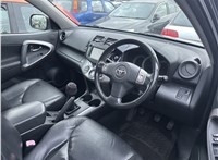 2006; 2.2л; Дизель; D-4D; Джип (5-дверный); серый; Англия; разб. номер T56074 #2