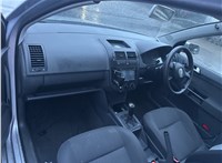 2004; 1.2л; Бензин; Инжектор; Хэтчбэк 5 дв.; серебристый; Англия; разб. номер T58712 #2