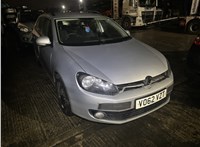 2012; 1.6л; Дизель; TDI; Универсал; серебристый; Англия; разб. номер T58806 #1