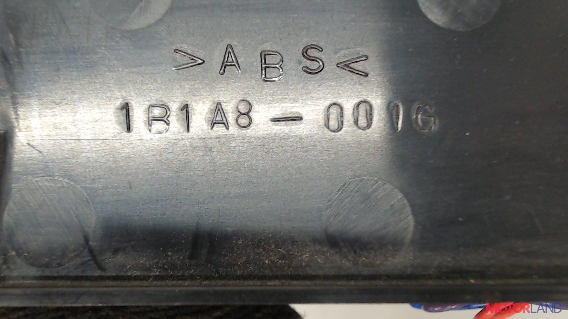 Кнопка лючка зарядки Lexus GX 2002-2009 4.7 л. 2004 2UZFE б/у #3