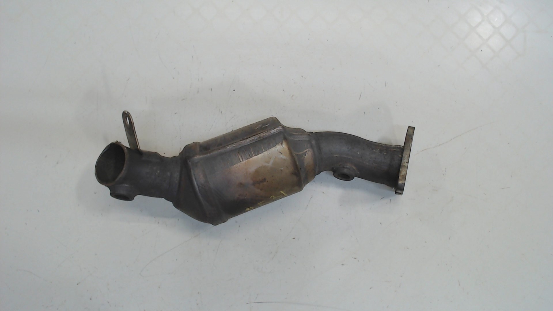 Ауди q7 катализатор. 2k0253209s. 6. Катализатор ауди q7. Катализатор g20d.