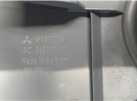MR951746 Дефлектор обдува салона Mitsubishi Colt 2004-2008 6532356 #3