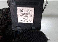 3B0959621C Кнопка обогрева стекла Volkswagen Passat 5 1996-2000 6757507 #2