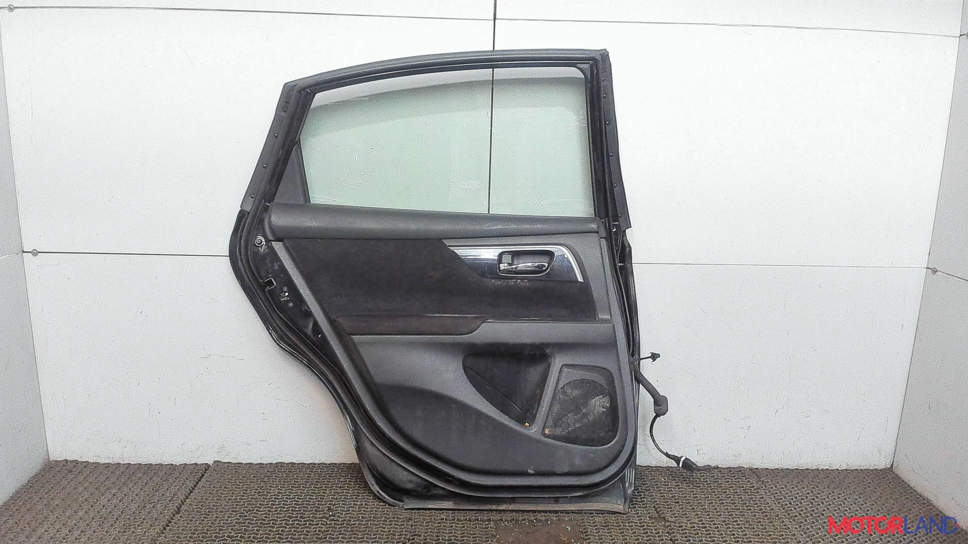 Стекло боковой двери Nissan Altima 5 2012-2015 2.5 л. 2013 QR25DE б/у #6