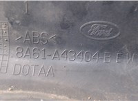 8A61A43404BE Накладка крышки багажника (двери) Ford Fiesta 2008-2013 7232475 #4