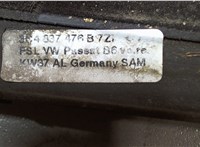 3C4837476C, 3C4837472B Молдинг стекла (боковое) Volkswagen Passat 6 2005-2010 7913536 #1