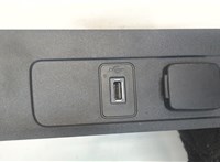 HS7Z19A387Q Разъем AUX/USB Ford Escape 2015- 7989024 #1