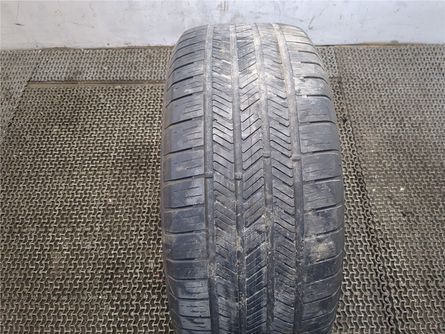 Goodyear 245 50 r18