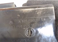 a1638300154 Дефлектор обдува салона Mercedes ML W163 1998-2004 8093988 #3
