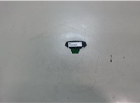  Кнопка стеклоподъемника (блок кнопок) Toyota Aygo 8204395 #1