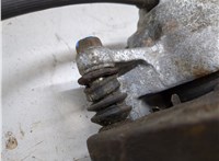 MR527670 Суппорт Mitsubishi Galant 1997-2003 20319082 #4
