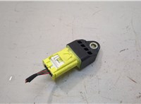  Датчик удара Lexus CT 2010-2014 20318079 #1