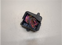  Блок предохранителей Volkswagen Transporter 5 2003-2009 20321942 #4