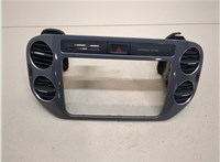  Рамка под магнитолу Volkswagen Tiguan 2011-2016 20327558 #1