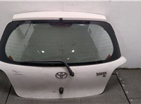  Обшивка крышки (двери) багажника Toyota Yaris 1999-2006 11364808 #1