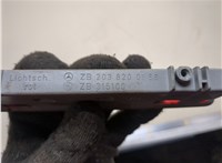 A2038201456 Фонарь дополнительный (стоп-сигнал) Mercedes C W203 2000-2007 20335584 #3