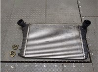  Радиатор интеркулера Volkswagen Tiguan 2011-2016 20347323 #1