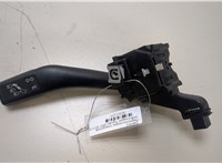  Переключатель поворотов Volkswagen Tiguan 2007-2011 20361229 #1