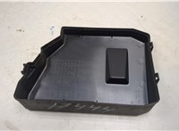  Крышка блока предохранителей Pontiac Vibe 2 2008-2010 20363524 #3