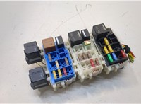 BS7T14K131AA Блок предохранителей Land Rover Discovery Sport 2014- 20373022 #1