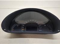  Щиток приборов (приборная панель) Mercedes C W203 2000-2007 20377841 #1