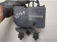  Блок АБС, насос (ABS, ESP, ASR) Skoda Octavia (A5) 2004-2013 20377358 #5