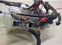  Блок предохранителей Toyota Sienna 3 2014-2017 20379393 #2
