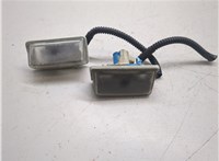 812710F010, 816910F010 Подсветка номера Toyota Corolla Verso 2004-2009 20380720 #3