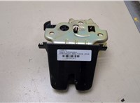 17A827505 Замок багажника Volkswagen Jetta 7 2018- 20399747 #1