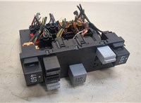  Блок комфорта Volkswagen Caddy 2004-2015 20400177 #3