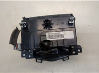  Панель управления магнитолой Chevrolet Orlando 2011-2015 20400726 #2