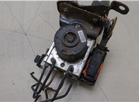  Блок АБС, насос (ABS, ESP, ASR) Toyota Yaris 2005-2011 20402159 #1