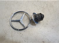  Эмблема Mercedes E W211 2002-2009 20408856 #1