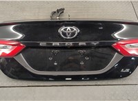  Обшивка крышки (двери) багажника Toyota Camry XV70 2017-2021 11408855 #1