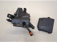 8266252580, 826630D020, 827410D030 Блок предохранителей Toyota Yaris 2005-2011 20436353 #3