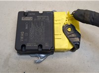  Блок управления подушками безопасности Volkswagen Tiguan 2020- 20442006 #1