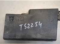 3M5114A076AE Крышка блока предохранителей Ford Focus 2 2005-2008 20443383 #1