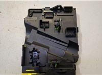  Блок управления подрулевыми переключателями Volkswagen Touran 2003-2006 20448238 #2